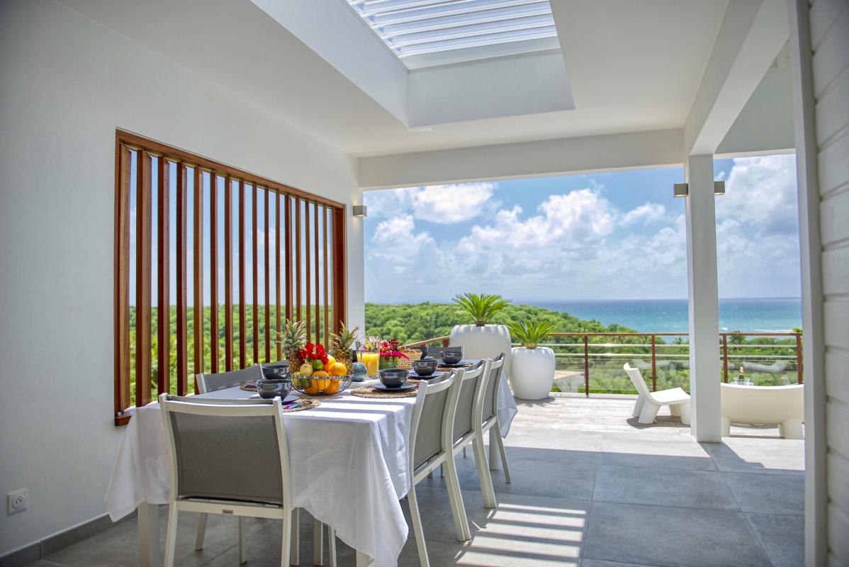 6.Location villa piscine vue mer Sainte Anne Guadeloupe